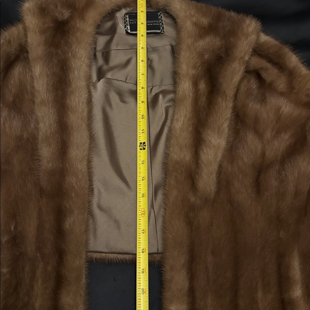 Elegant Vintage Mink Fur Stole in Rich Brown - Picture 13 of 14
